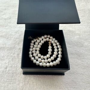 M Jewelers pearl necklace